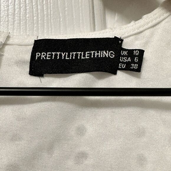 Pretty Little Thing Women's Size 6 Dress White Ruffle Tiered Eyelet Mini Lined - Picture 6 of 11